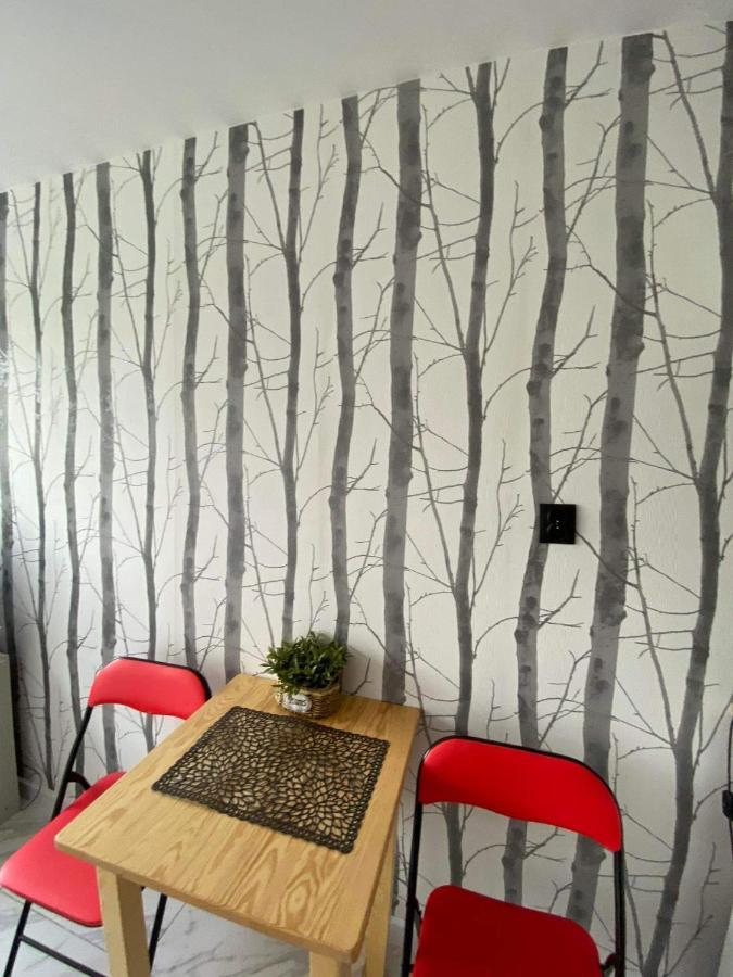 Night Host Robotnicza Apartment Wroclaw Exterior photo